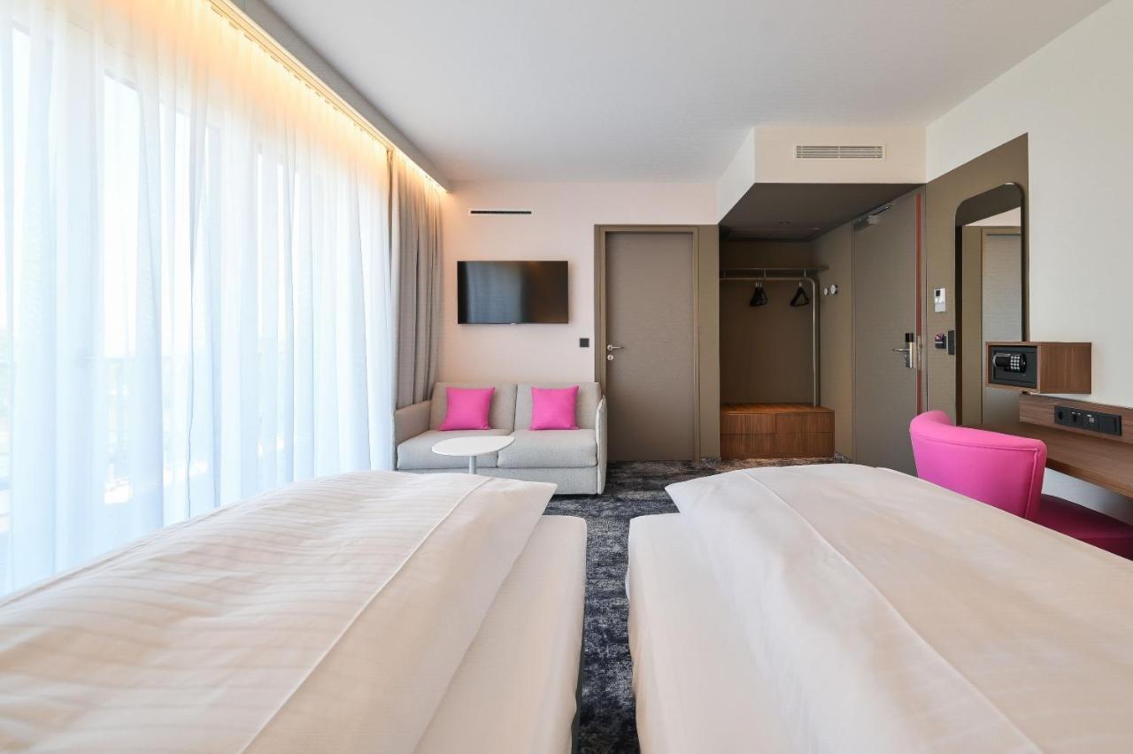 Hotel Le Parc Wiener Neustadt Zewnętrze zdjęcie