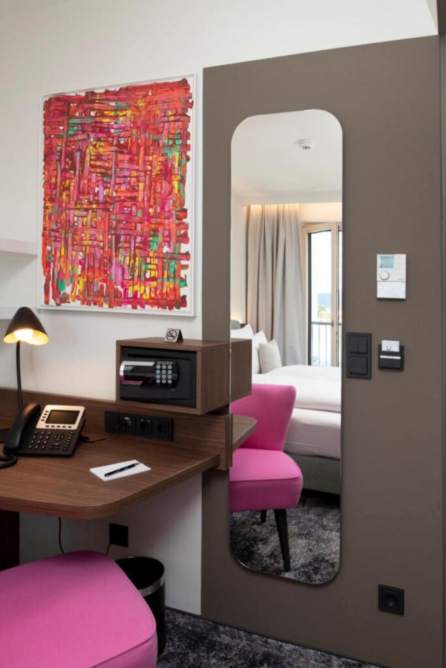 Hotel Le Parc Wiener Neustadt Zewnętrze zdjęcie