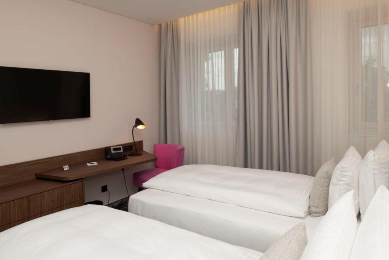Hotel Le Parc Wiener Neustadt Zewnętrze zdjęcie